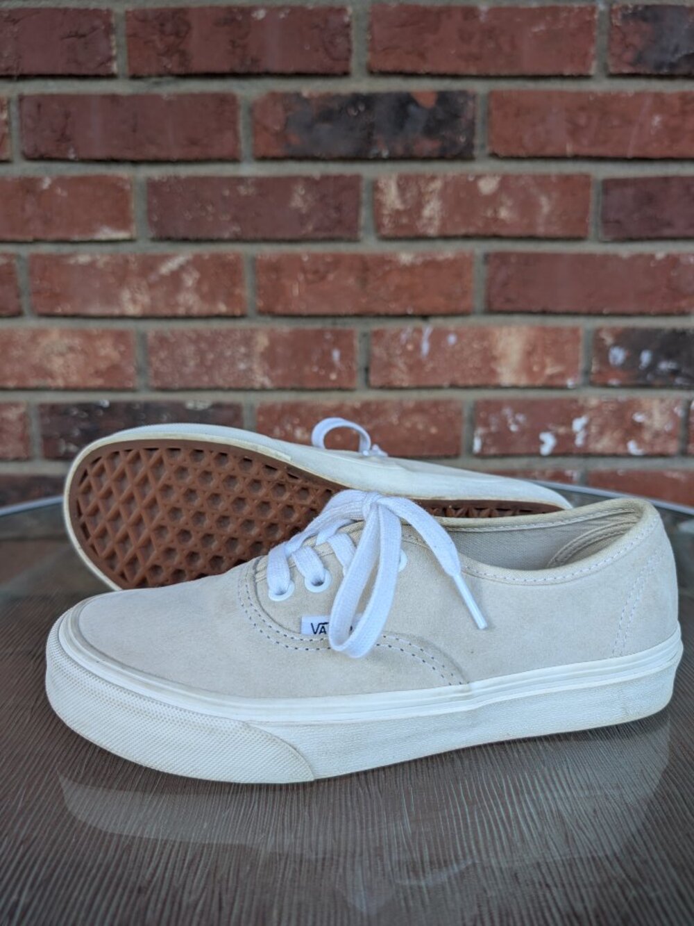 Women's Vans Tan Pig Suede Sneakers Shoes Size 6.5